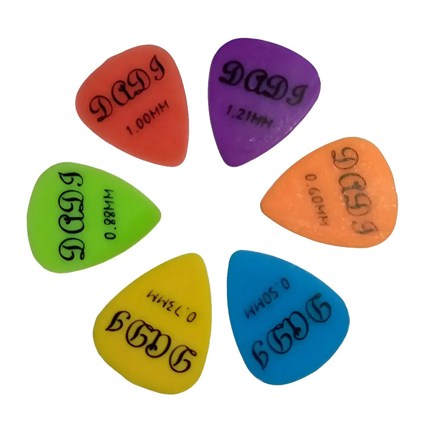 Set 12 Plumillas Púas Y 1 Portaplumillas Dadi