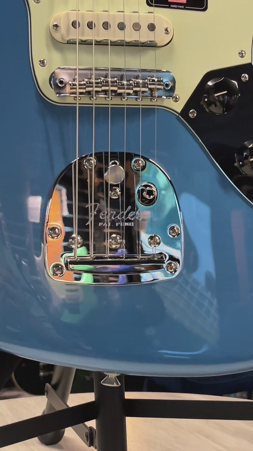 Guitarra Eléctrica Fender Jaguar American Proffesional Classic
